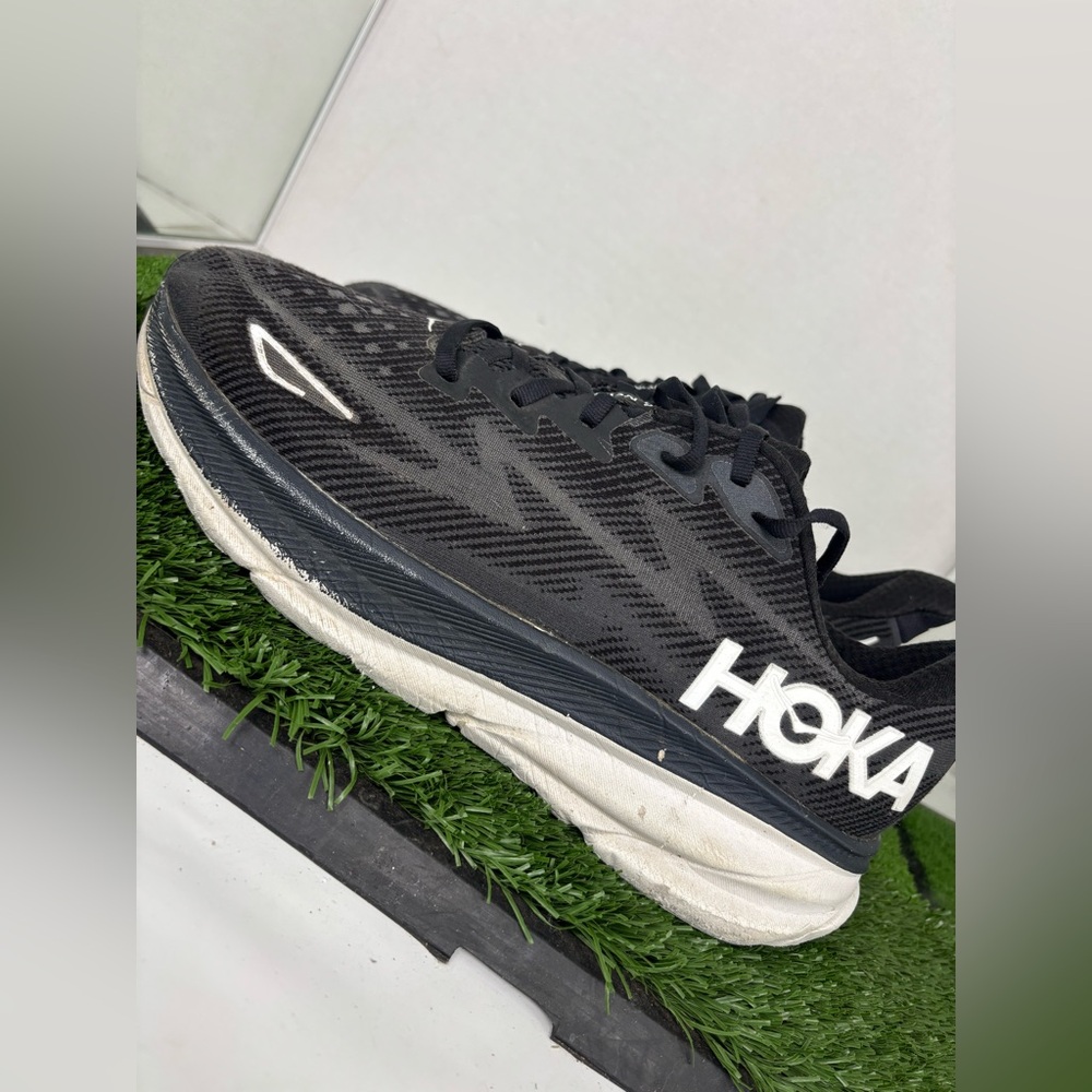 Hoka One One Mens Clifton 9 1127895  Black Running Shoes Sneakers Sz 11.2 E